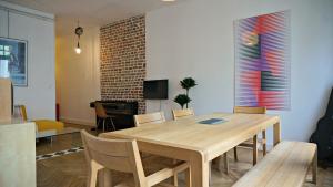 Little Suite - Marianne