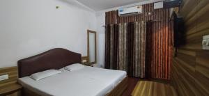 Hotel Samrat