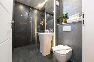 Panoramic Apartment with Terrace