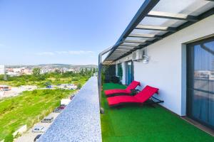 Panoramic Apartment with Terrace