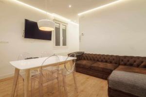 Estrena Glamour y Guggenheim