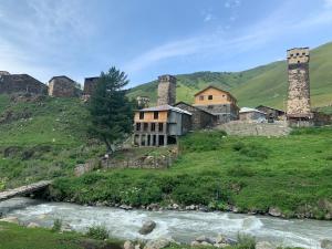 ENO Grand Mountain Escape