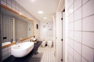 GeTheKey Borgo Terrace Apartment