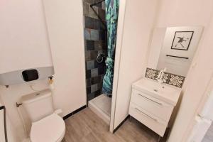 GregBnb - T2 Design 42m2 - Toulon Est - Wifi Fibre - n5