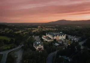 Hotel Chateau Bromont - Sutton