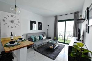 HOLYHOME APARTMENT 208