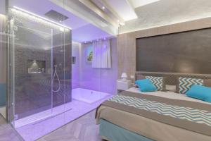 King Room with Pool View