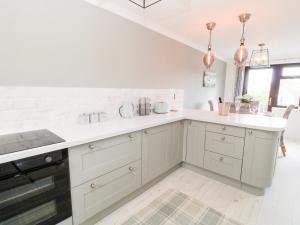 12 Claremont Falls