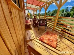 Edenski vrt - Leskovec