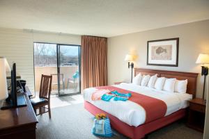 Traditional King Room room in Lake Powell Resort