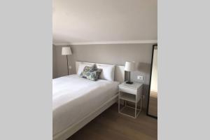 Villa Corazza-Bezauberndes Appartment+ Schwimmbad