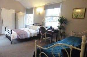 Triple Room room in The Crown Inn Kemerton
