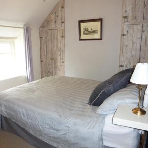 Standard Double Room room in The Crown Inn Kemerton
