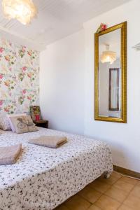 THE CREW HOUSE LA CIOTAT - Maison de pêcheur en triplex 3 chambres et box privatif au dessus du Vieux Port