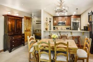 Townsend Place B-106 condo