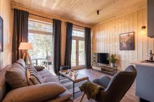 Apartamenty Leśna Przystań - 文戈热沃