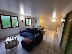 Proche zone industrielle, Wi-fi, Netflix, Tout confort - 路易维尔