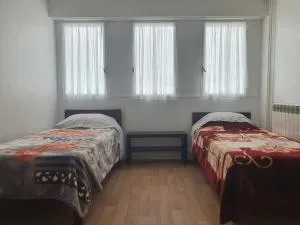 LMZ Calm appartement with view, equipped for groups - 加尔热莱戈内塞