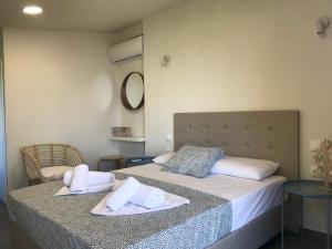 Filippos Resort by the Sea