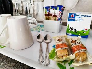 Boathouse Bed and Biscuit - Upper Deck