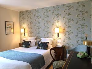 Hotels Hotel Le Saint Christophe : photos des chambres