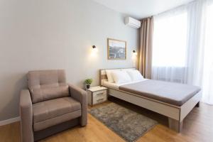 Modern studio beside metro Yaroslava Mudroho, Universytet - Chernyshevska str 95-7