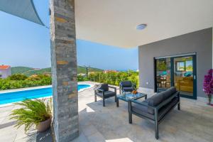 Luxury Villa Bava-5minutes to center