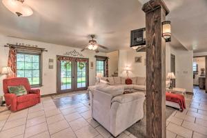 ‘Valley’ Cloudcroft Hideaway < 8 Mi to Town!