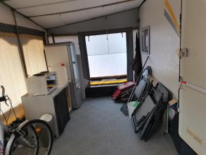 Caravan near the sea 5