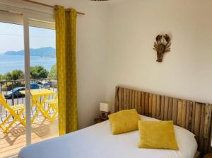 Hotels Hotel Almanarre Plage - Hotel Eco-Responsable face a la mer : photos des chambres