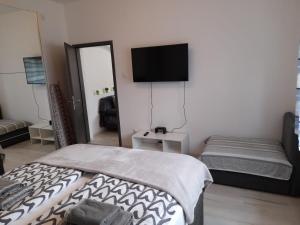 KE-TO Zagreb Airport Rooms