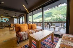 Hotel Lahili - Mazeri