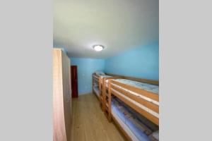 Family house, Savin kuk
