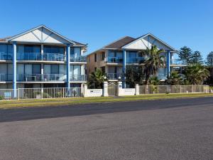 Nautilus 6 Beach Front Bliss