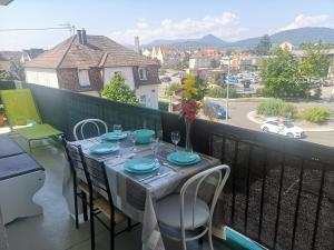 Appartements Bel appartement, grand balcon et parking prive : photos des chambres