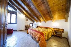 One-Bedroom Apartment (6 Adults) room in Chalet Della Guida