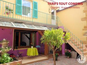 Maisons de vacances Gite Roanne, 2 pieces, 2 personnes - FR-1-496-237 : photos des chambres