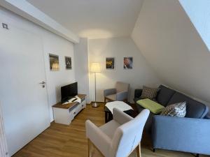 One-Bedroom Apartment with Balcony and high angle stairs - 2 room in Urlaub im Fachwerk - Klink