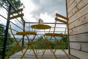 Maisons de vacances Le Moonloft insolite Tiny-House dans les arbres & 1 seance de sauna pour 2 avec vue panoramique : photos des chambres