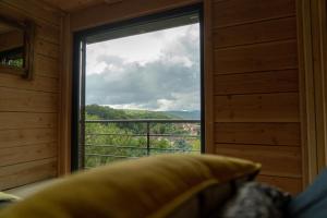 Maisons de vacances Le Moonloft insolite Tiny-House dans les arbres & 1 seance de sauna pour 2 avec vue panoramique : photos des chambres