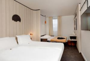 Hotels Kyriad Clermont-Ferrand-Sud - La Pardieu : Chambre Quadruple