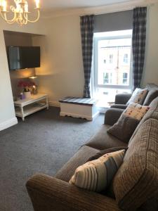 Endeavour Returns Holiday Apartment