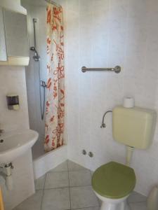 Apartments Galic Omis