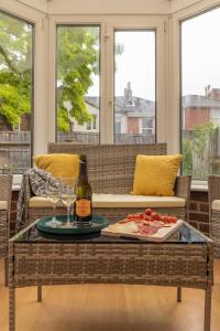 3-Bedroom Stylish Luxury House in Southampton with Garden & Parking, Close to City Centre by Blue Puffin Stays