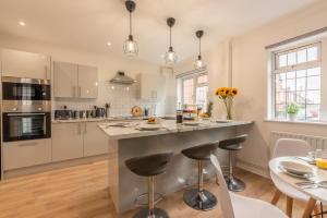 3-Bedroom Stylish Luxury House in Southampton with Garden & Parking, Close to City Centre by Blue Puffin Stays