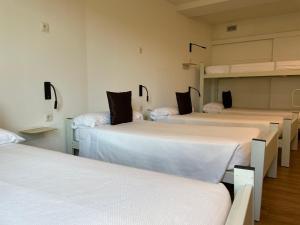 Family Room with Private Bathroom room in Albergue Guiana