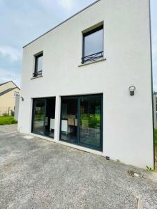 Maisons de vacances Contemporary house with garden in Saint-Cyr-sur-Loire : photos des chambres