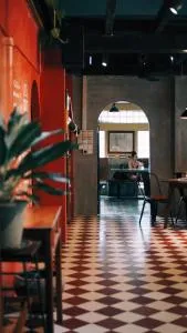 贡布猴子共和国旅馆 - Phum Samraung