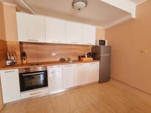 Diamond Apartments