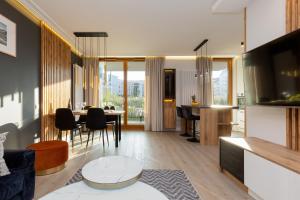 Apartment Forest Club Kabaty by Renters Prestige